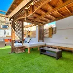 度假居 Family With Location