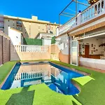 Сasa de vacaciones Family With Location