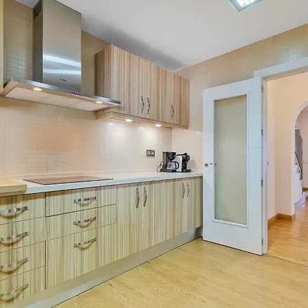 Сasa de vacaciones Family With Location *